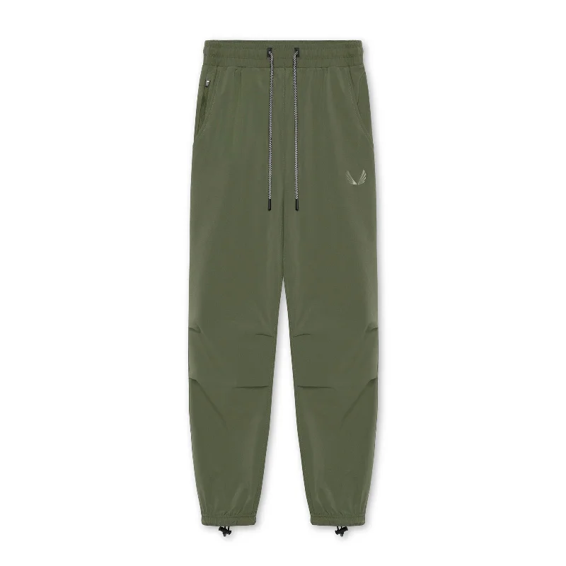 0494. Ultralight Track Pant - Olive