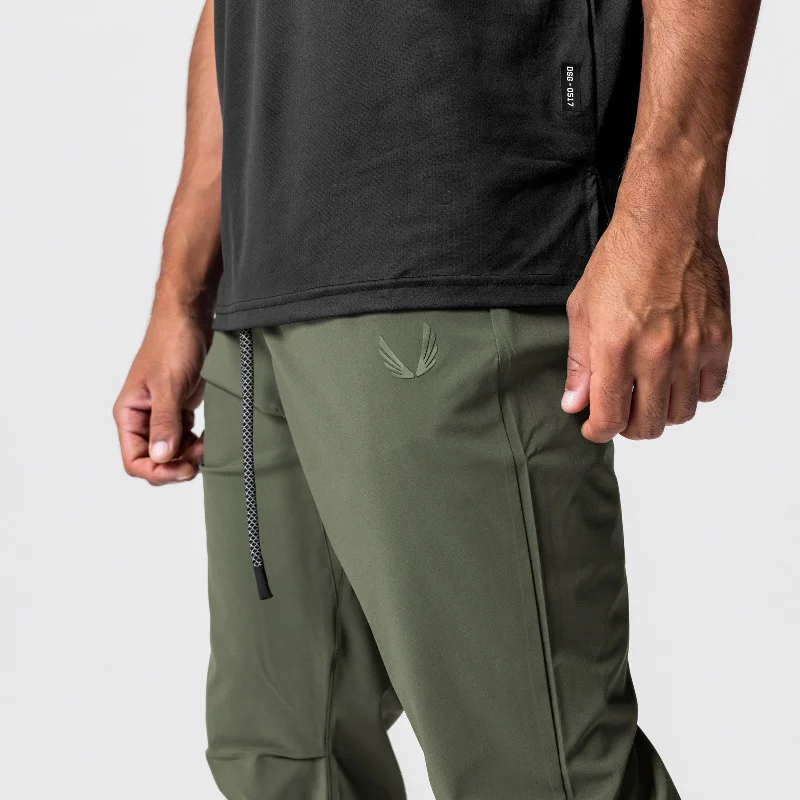 0494. Ultralight Track Pant - Olive