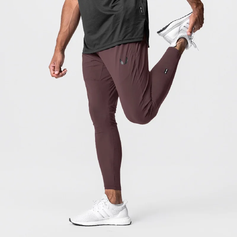 0699. TETRA-LITE™ Hybrid Jogger - Plum