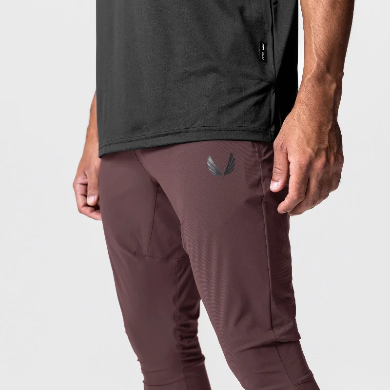 0699. TETRA-LITE™ Hybrid Jogger - Plum