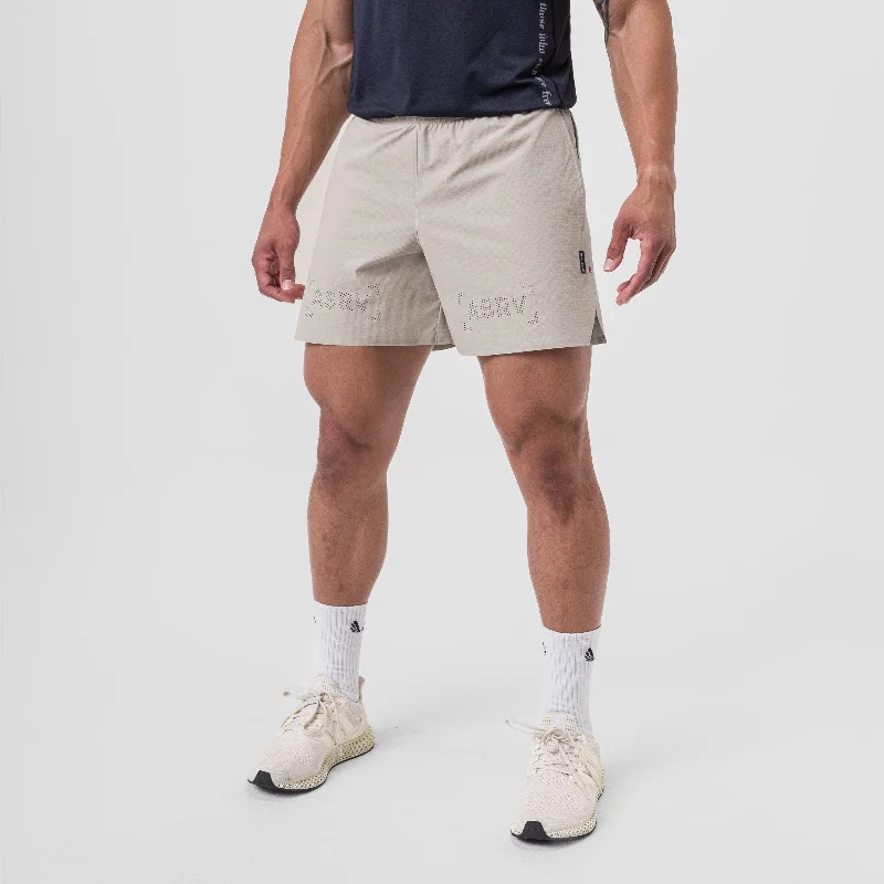 0737. Ripstop 6"" Perforated Short - Chai