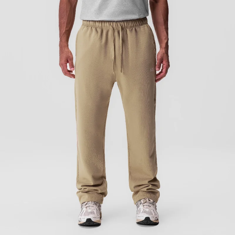 0840. Tech Essential™ Straight Leg Sweats - Khaki