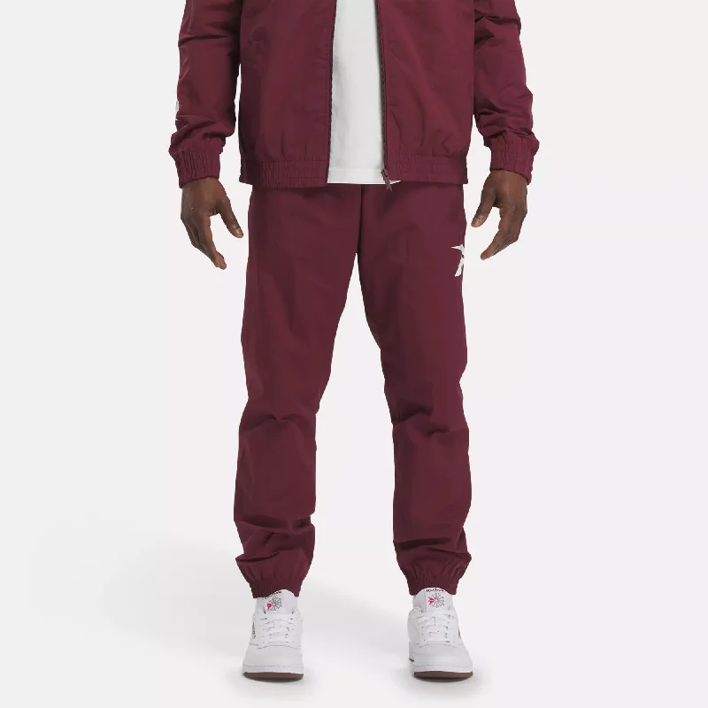 Medium / classic maroon