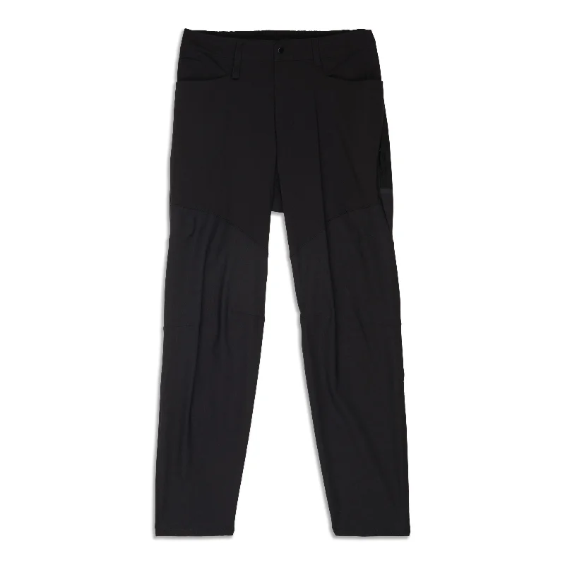 Classic-Fit Hiking Pant - Resale