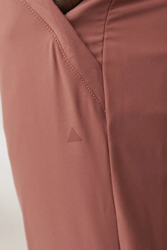 Vitality Prime Jogger - Terracotta